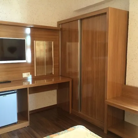 Club Bayar Hotel 3*